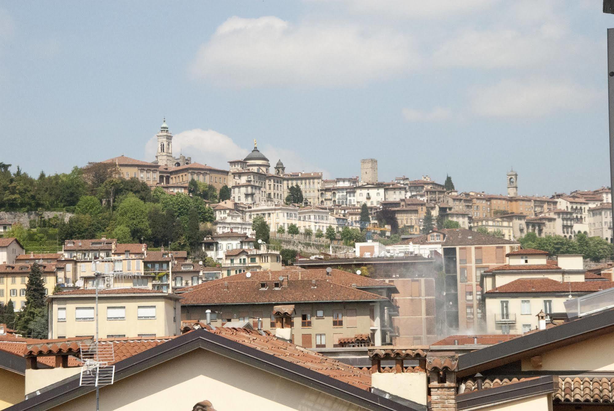 B&B Bonjour Bérgamo Exterior foto